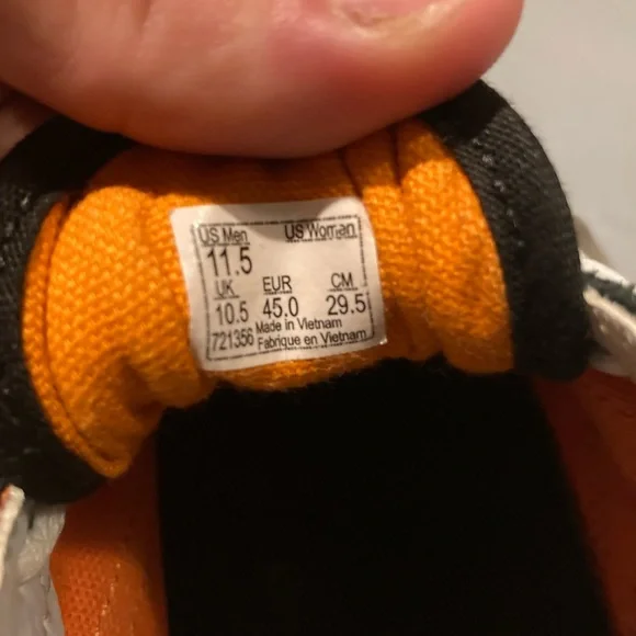 Custom San Francisco giants vans - Picture 4 of 5